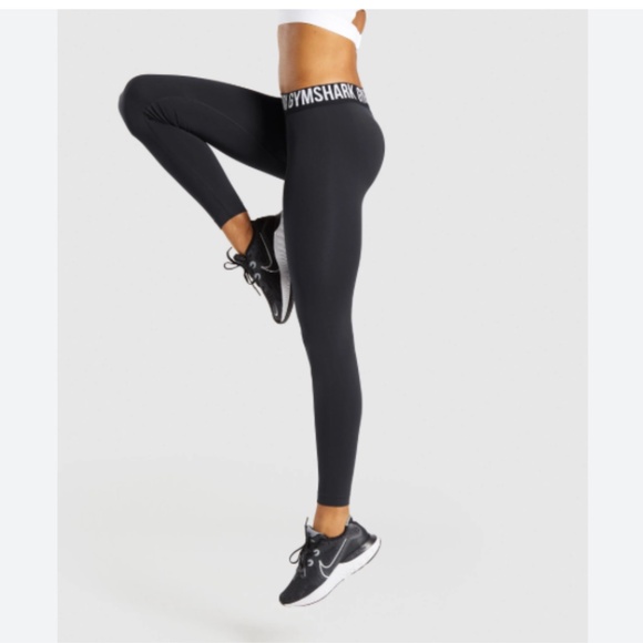 GYMSHARK Fit Seamless Leggings Size Medium Black/White - Picture 2 of 11